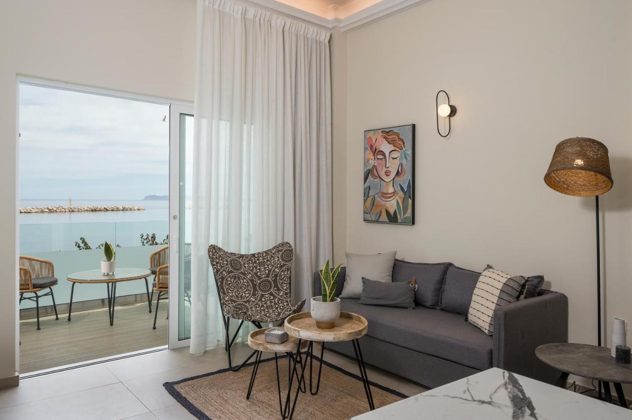 Kolymbari Sea Front Cozy Apartments Exteriör bild